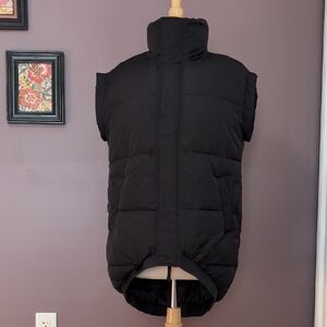 Universal Standard NWT Black Paparazzi Puffer Vest